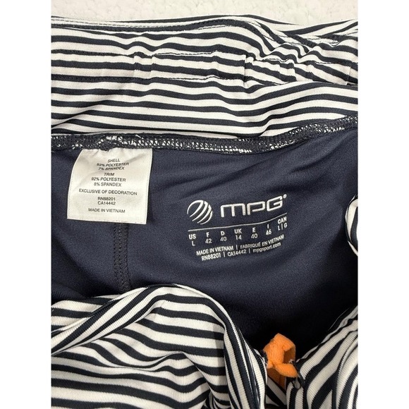 MPG Bue Chevron Pattern Striped Waistband Athletic WomenShorts Size US Large - Picture 4 of 7